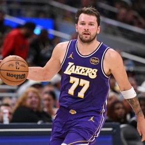 开云体育-自2000年以来单月得分纪录：哈登包揽前二 本月东契奇558分第8