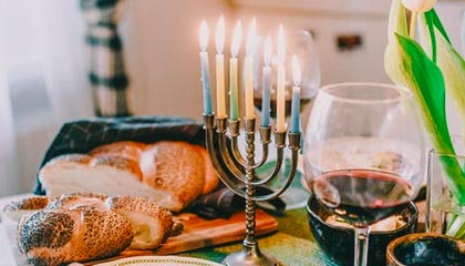 开云体育-两轮不胜拜仁快醒醒！莱万进球难填11轮丢17球渣防